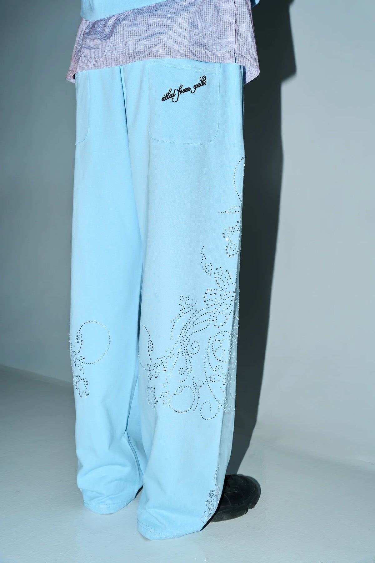 Baya Rhinestones Jogger